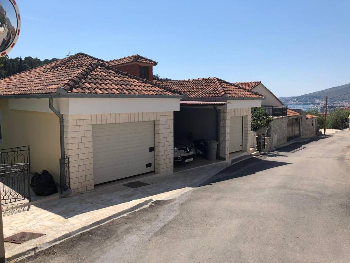 Peaceful & Sunny Apartments تروغير المظهر الخارجي الصورة